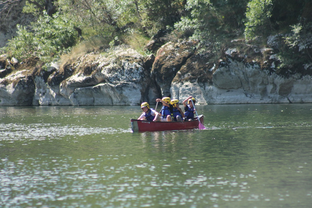Village Camps International Summer Camp Ard&egrave;che, France 2019-07-26 https://www.villagecamps.com/journals_admin/images/2166-7587-Canoe copy.jpg